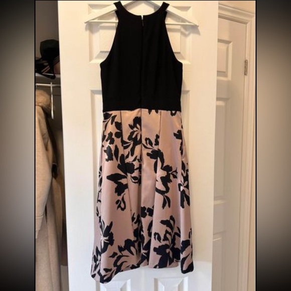 Le Chateau Worn Once Dress - Picture 3 of 4